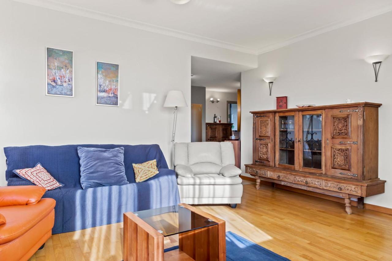125 Sqm Family Friendly With Kids Room Бухарест Экстерьер фото