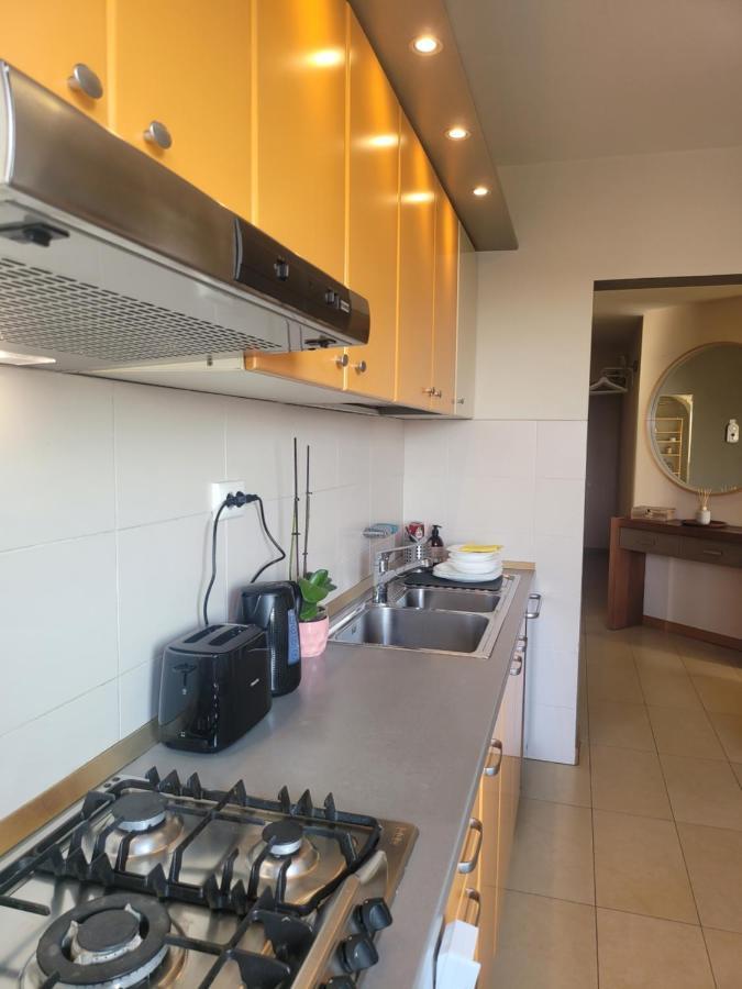 125 Sqm Family Friendly With Kids Room Бухарест Экстерьер фото